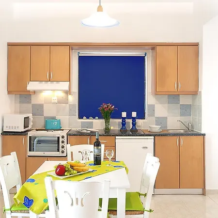 Almiris Seaside Apartments Apartment *